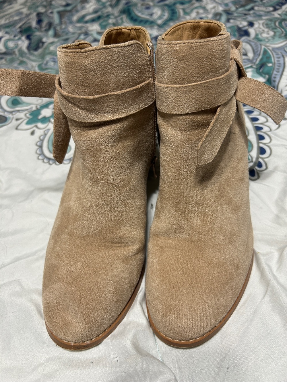 Pointed Toe Ankle Boots in Brown US 8